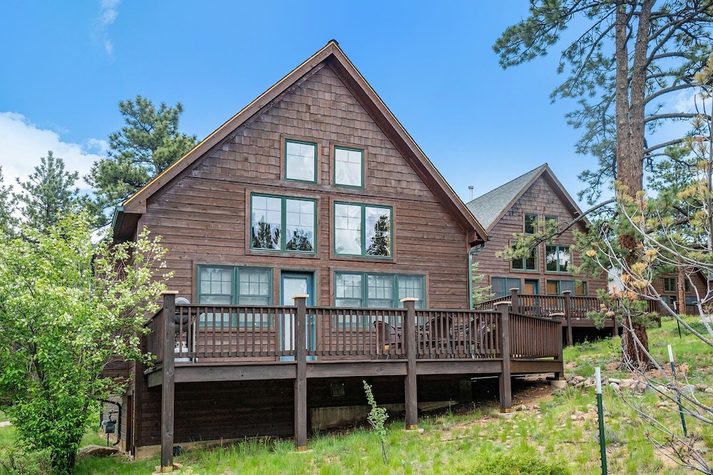 Cozy Solitude Cabins - Estes Park CO