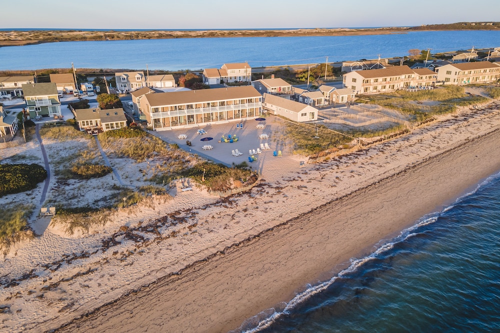 Sandbar Inn - Dog Friendly