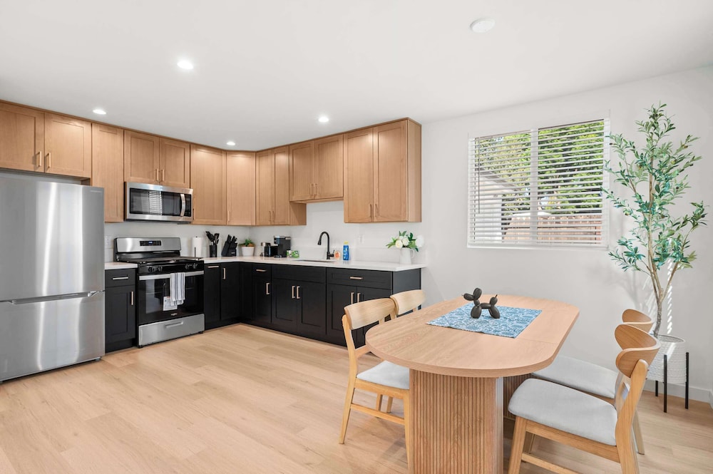 Family Friendly Retreat w Luxury Amenities