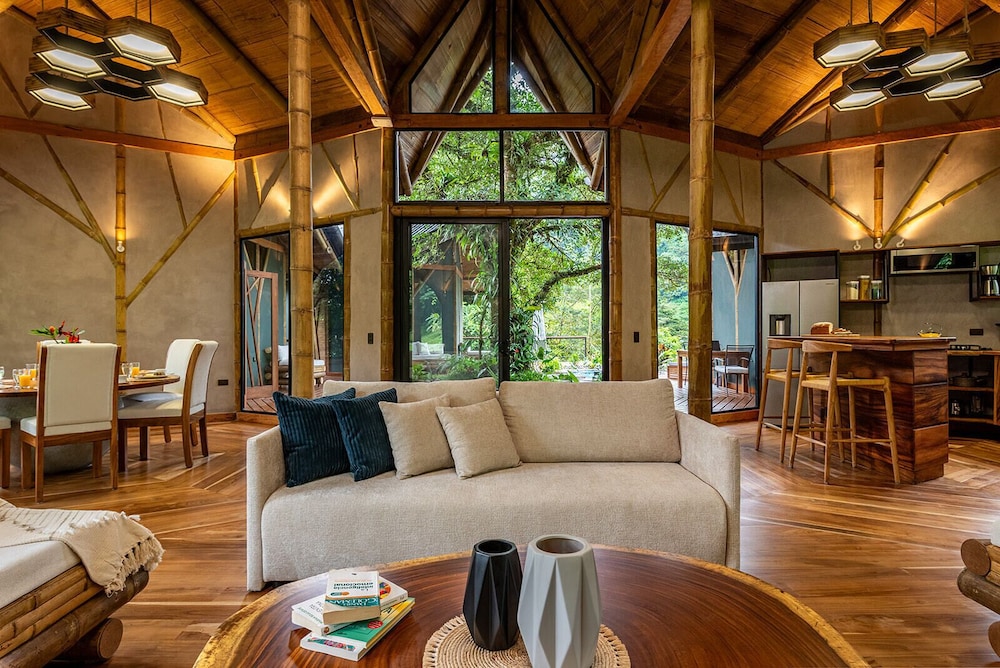 El Tigre Hideaway
