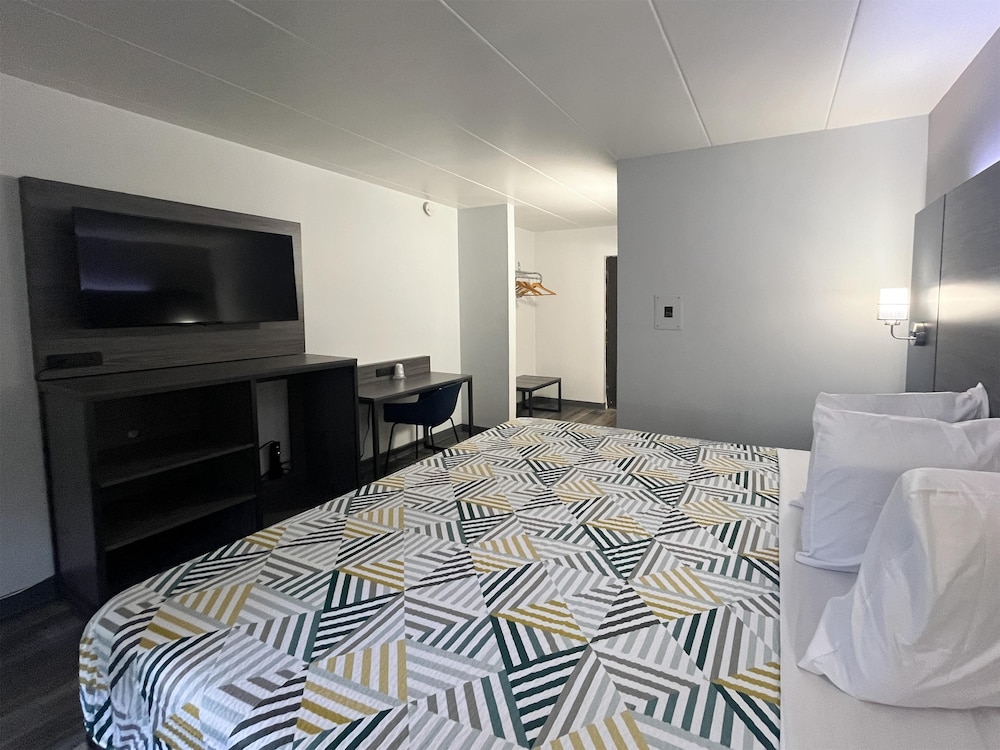 Motel 6 - Chicago, IL