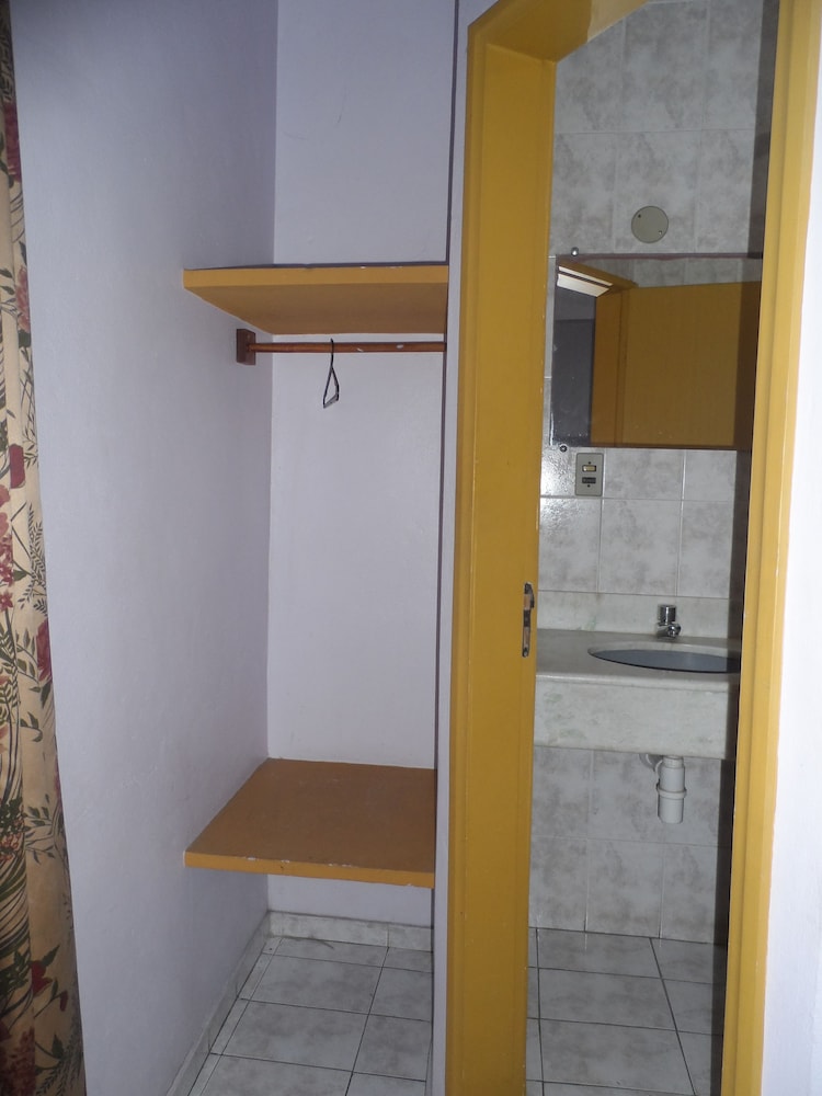 Photo 32
