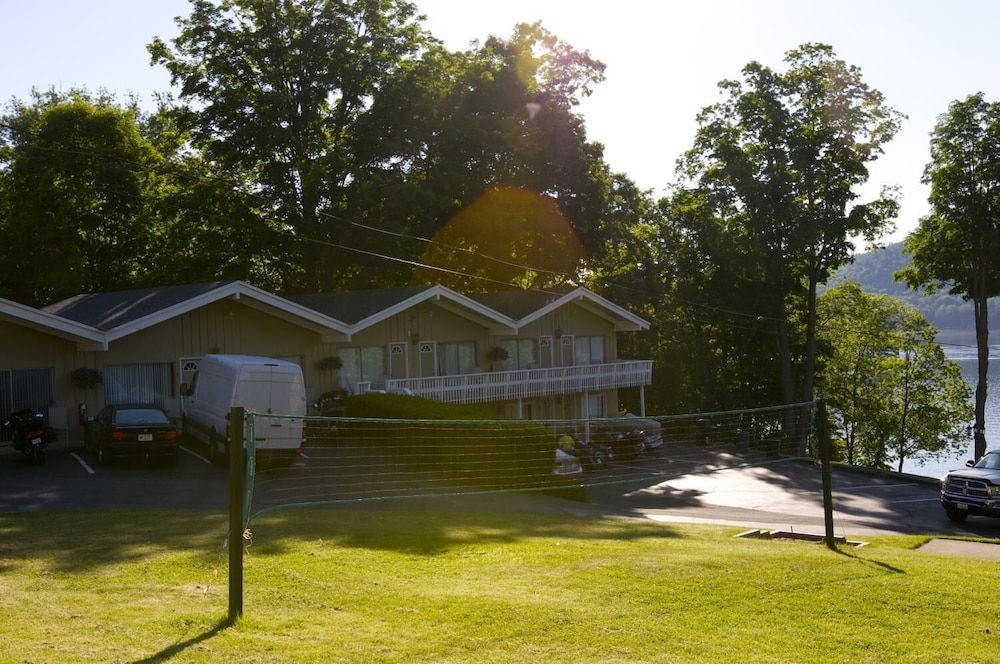 Tea Island Resort