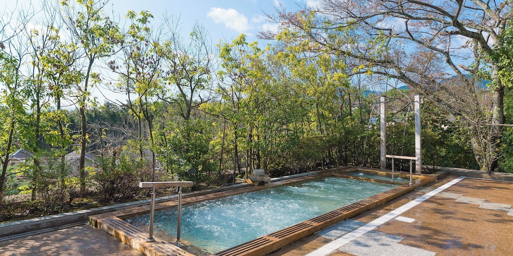 Satoyu Mukashibanashi Yuzanso Ryokan