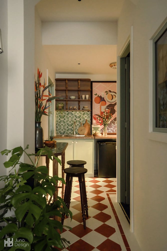 City Apartment Walk to Bui Vien