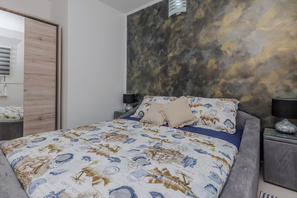 Apartments Mavracic