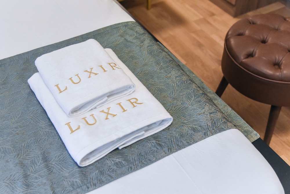 Luxir Hotel - Image 43