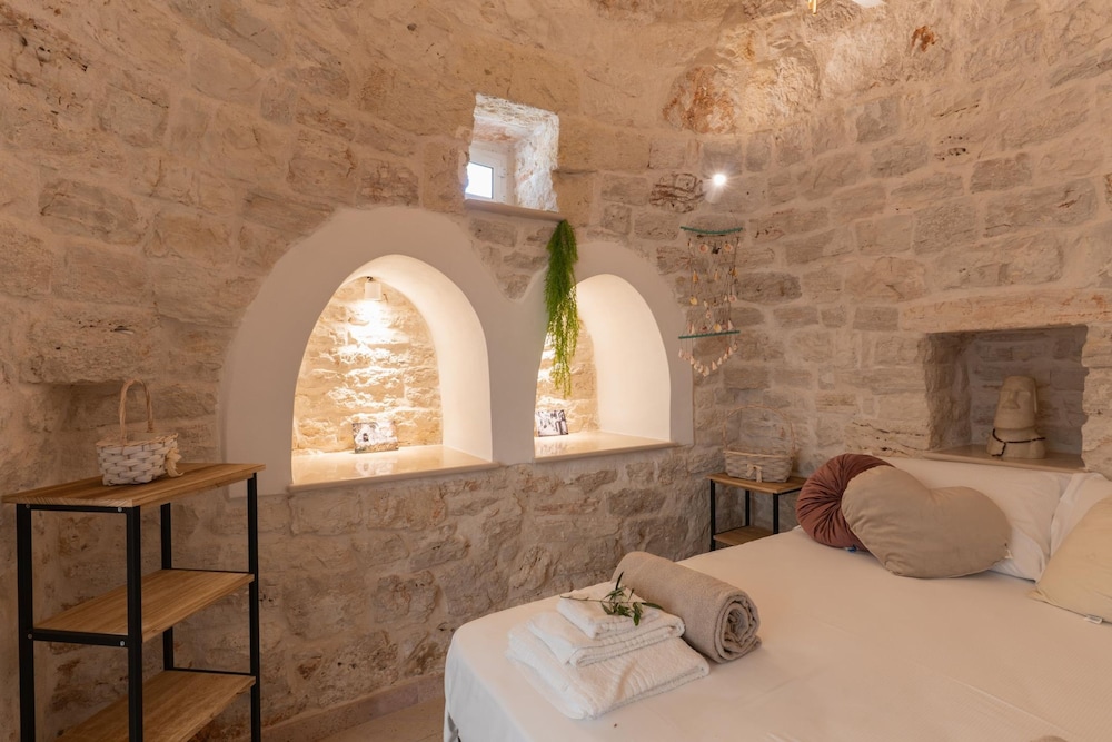 Trulli Aletheia con Piscina Privata