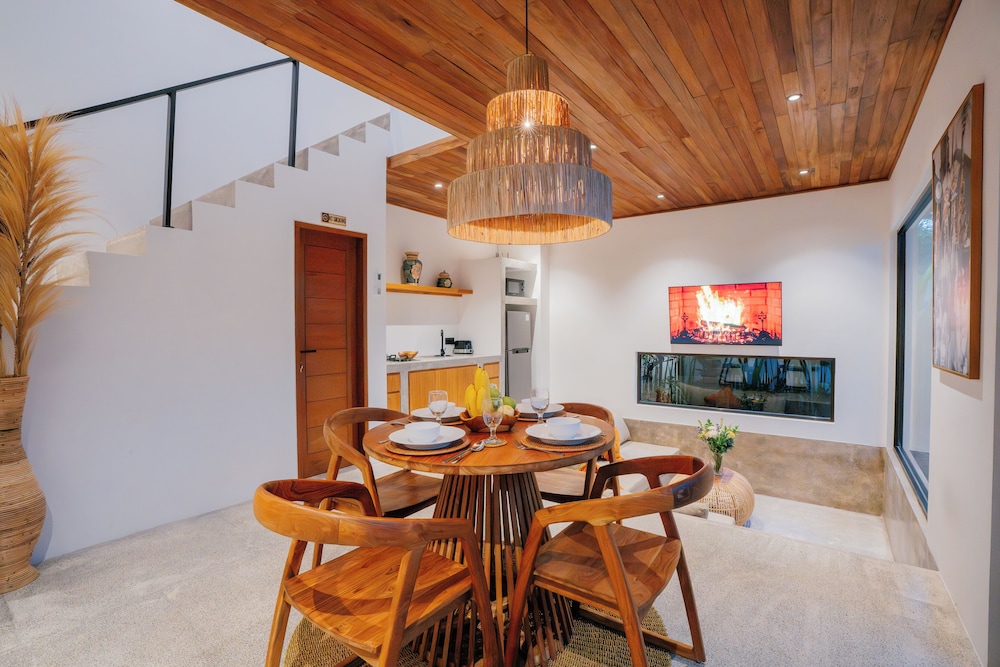 The Reef Villas