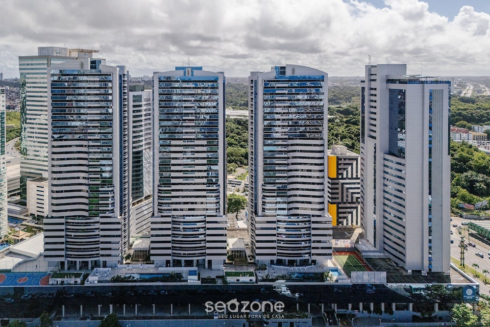 Accommodations With a Prime Location and Building With Pool and gym in Salvador - CSP