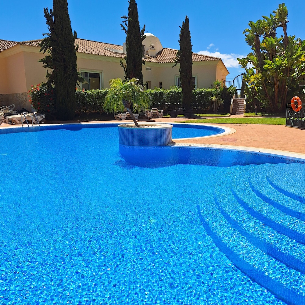 Vilamoura Pool Beach Apart