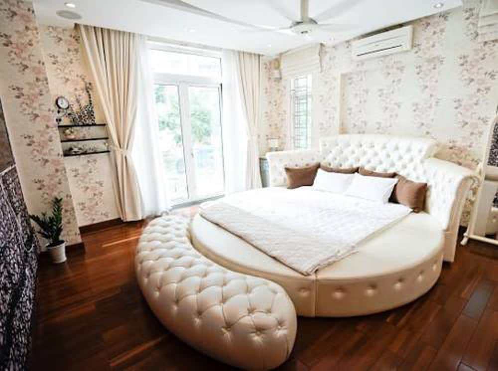 5 Bedrooms Pool Villa w Karaoke