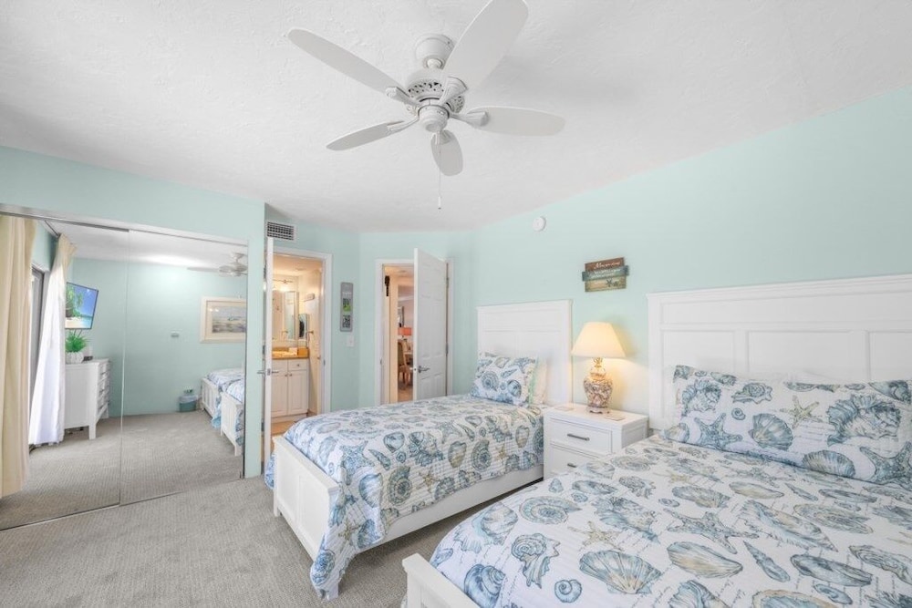 Pointe Santo B31 2 Bedroom Condo