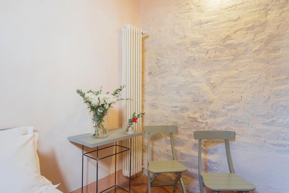 Antiche Mura by Rent all Como