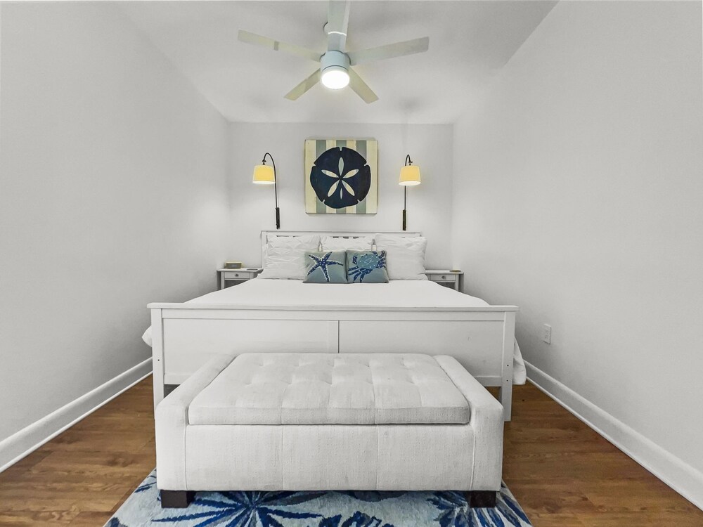 Golden On 30a 1 Bedroom Condo by RedAwning view 4