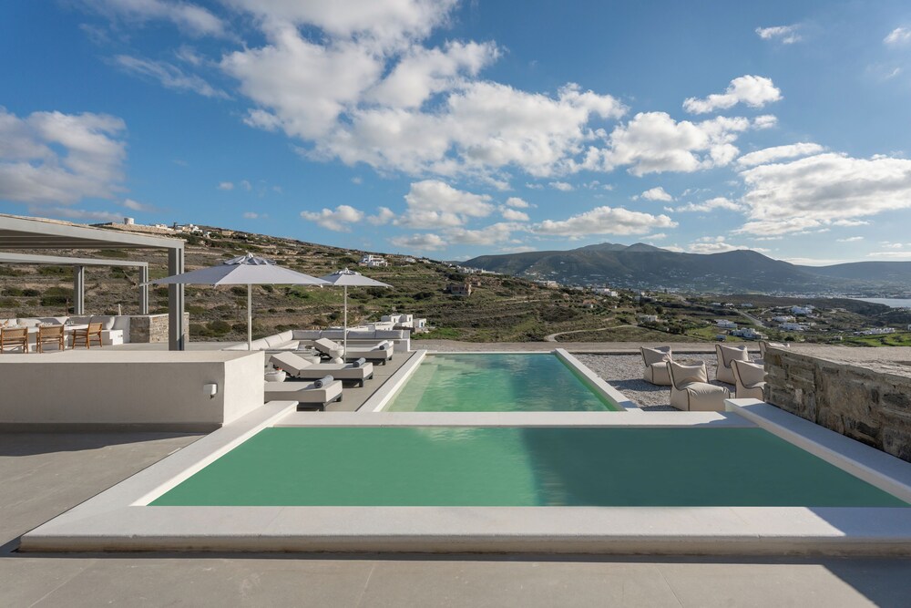 AVERA VILLAS