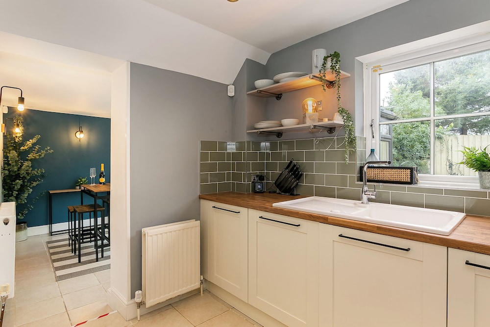 Beautiful 3 Bedroom Cotswold Cottage