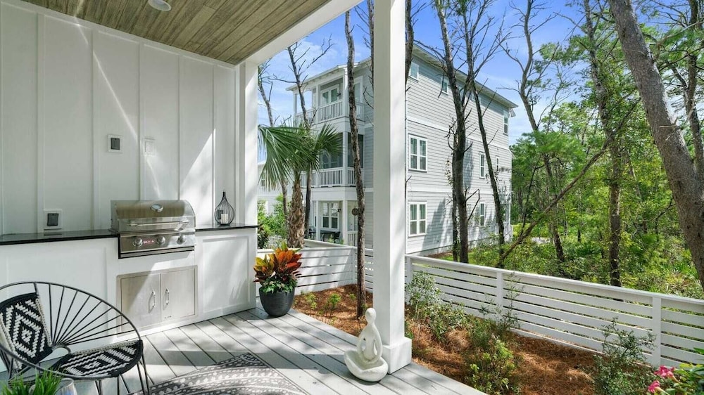 2 Homes in Inlet Beach by Avantstay Dock+lake Access, Saltwater Pool, Close to the Beach