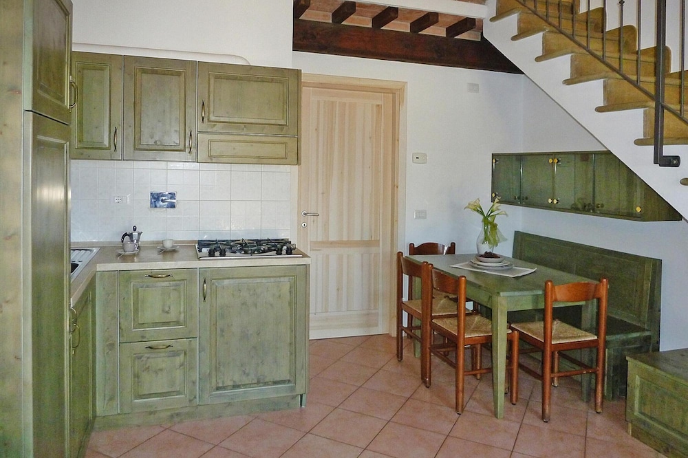 Apartment in Vada With Garden Furniture view 5
