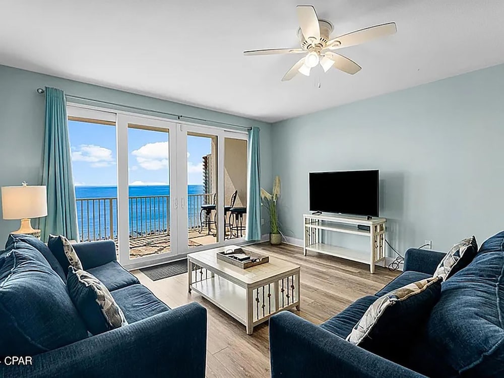 Laketown Wharf 1523