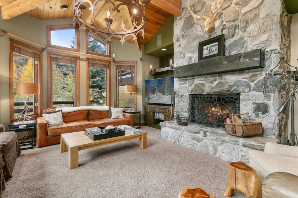 Trail's End Lodge - 4 Bedroom Residence w/ Spa #13 4 Condo