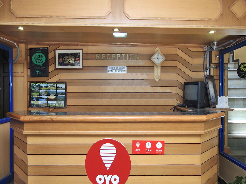OYO 13597 Travel Stay Residency