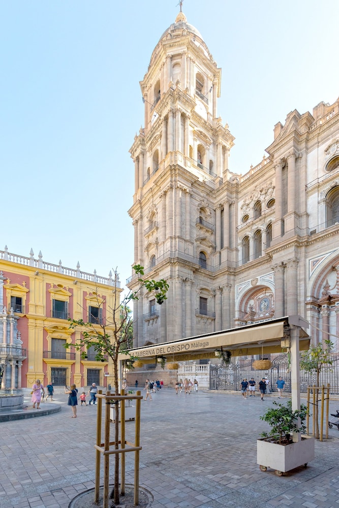 Luxury Apartment in Malaga Plaza del Obispo