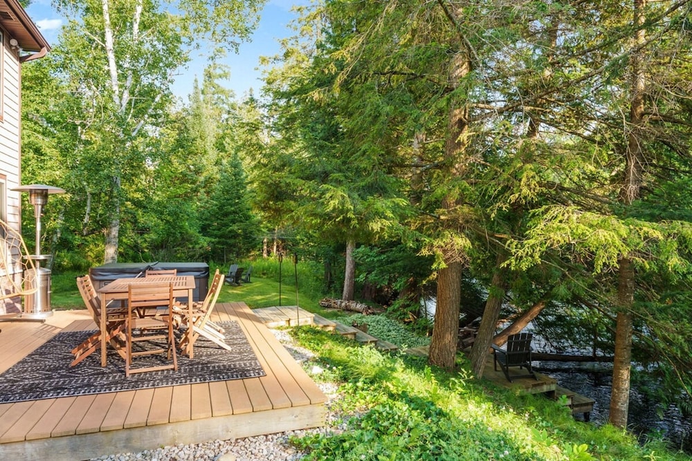 Firefly Lodge Boardman River Hot Tub Woodstove