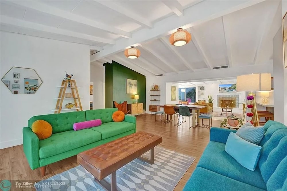 Castaways Casita Saltwater Pool Dog Friendly