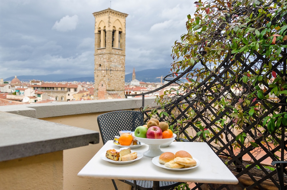 Antica Torre di Via Tornabuoni 1