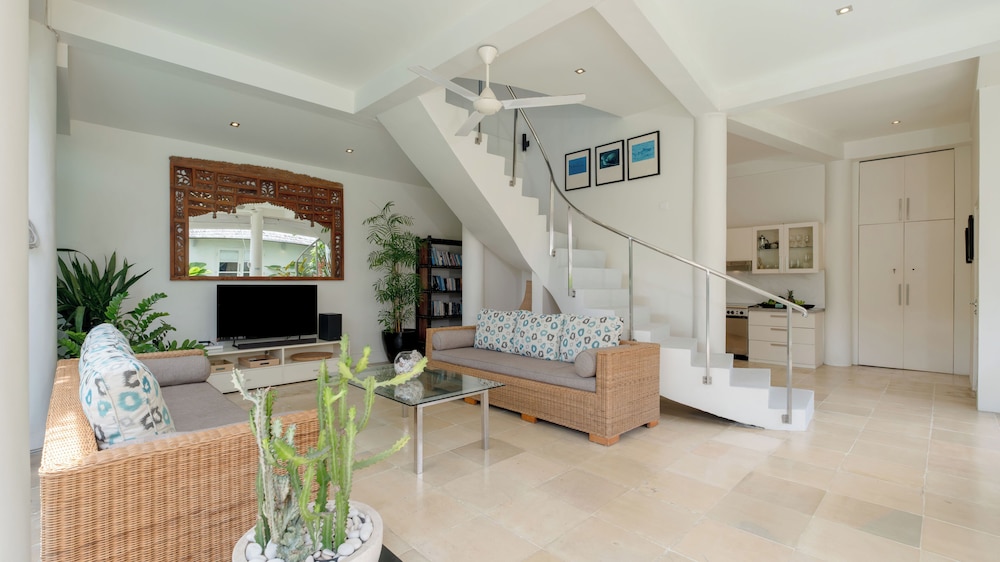 Villa Merta Sari 8 by Villa Finder