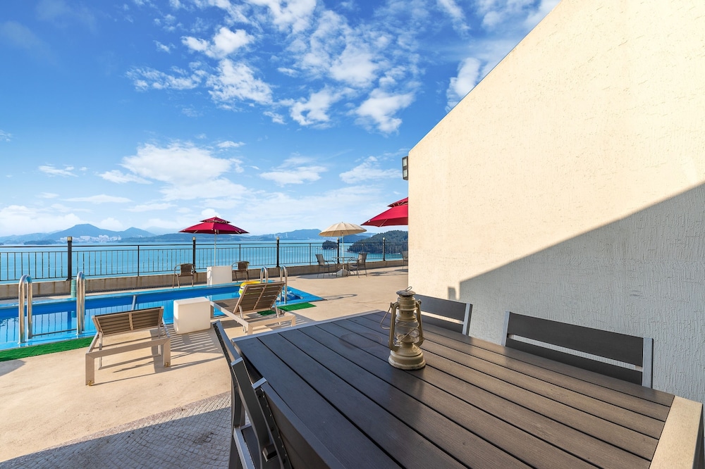 Yeosu Lastella Spa Pet-friendly Pension