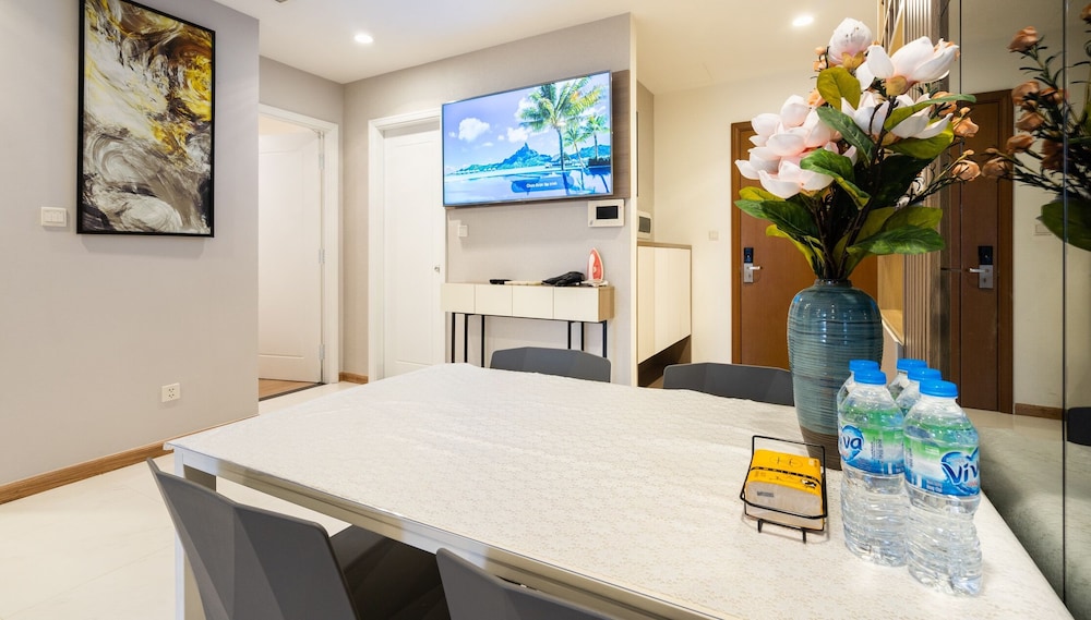 Landmark Apartment in Vinhomes Central Park