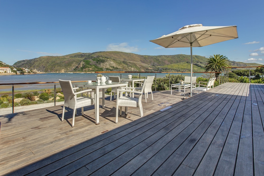 Amanzi Island Boutique Hotel
