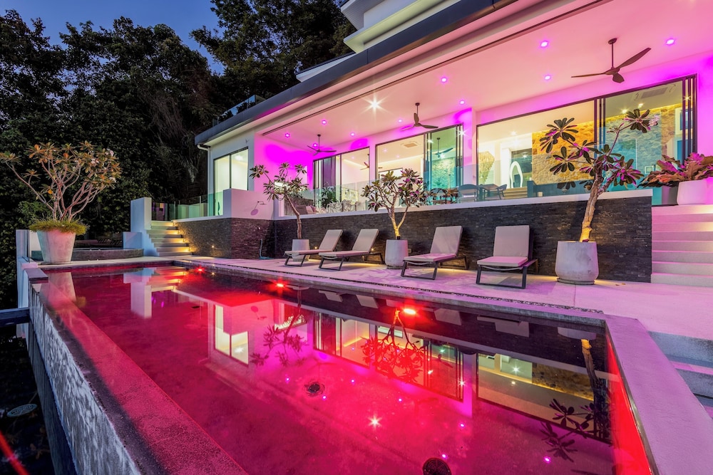 SOMA 4 Bedrooms SEAVIEW Pool Villa
