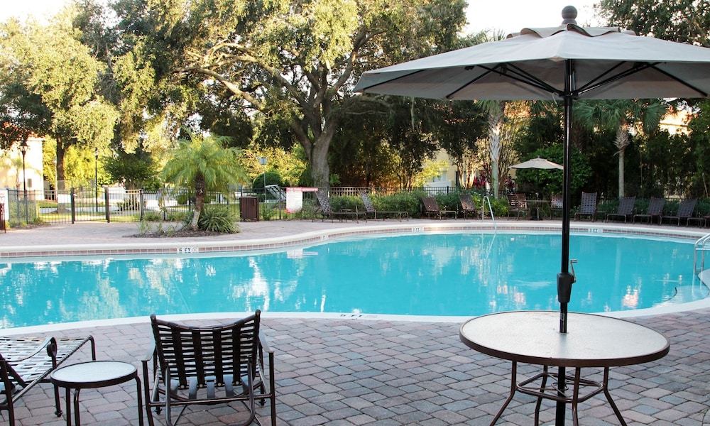 Modern 4BR w Patio Resort Pool Compass Bay