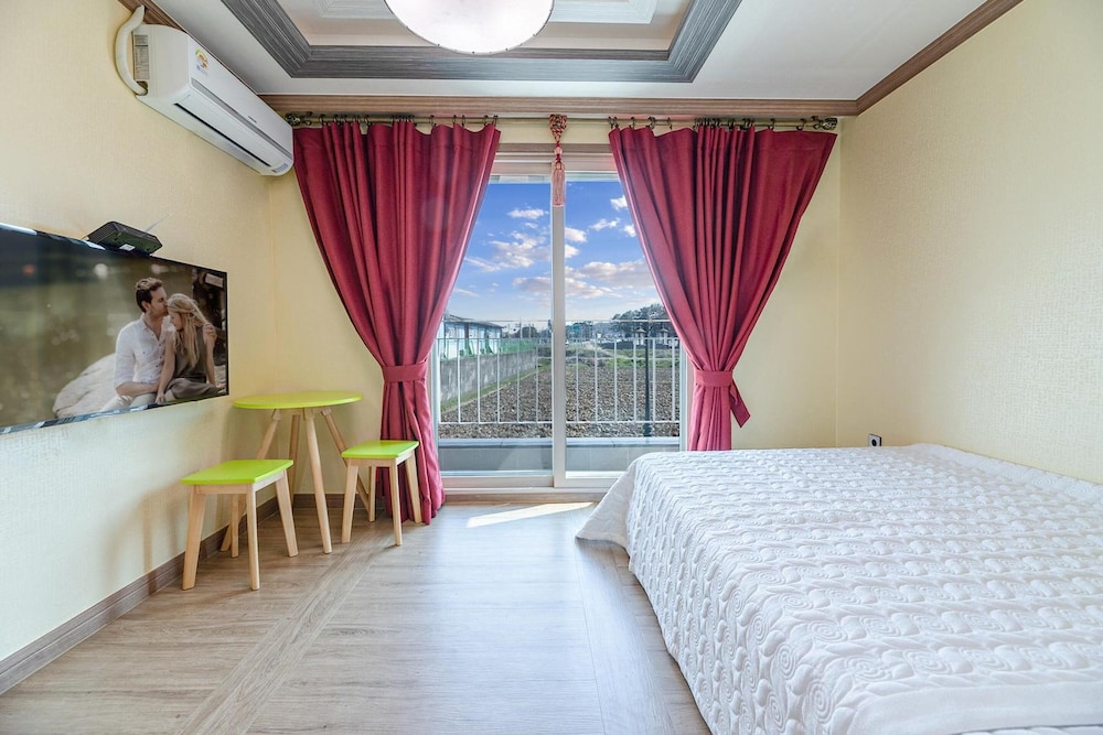Gyeongju Gamposole Pension view 4