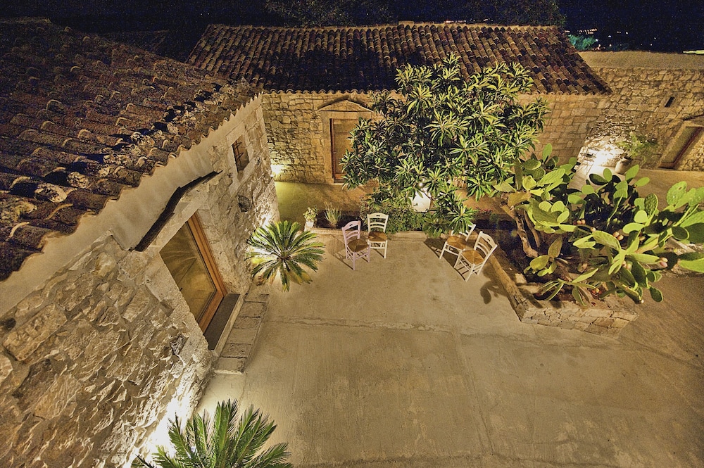 Borgo Alveria