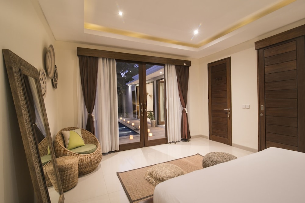 Marijo Villa 2BR Private Pool Mins to Central Ubud