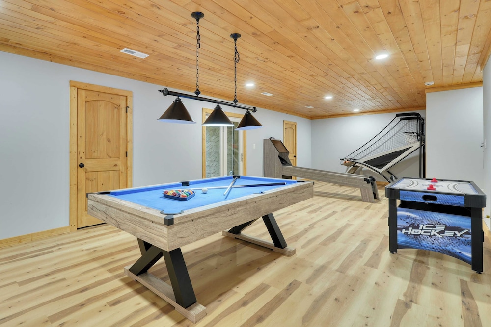 Hot Tub, Game Room & Views Near Downtown Gatlinburg Perfect Too by Avantstay