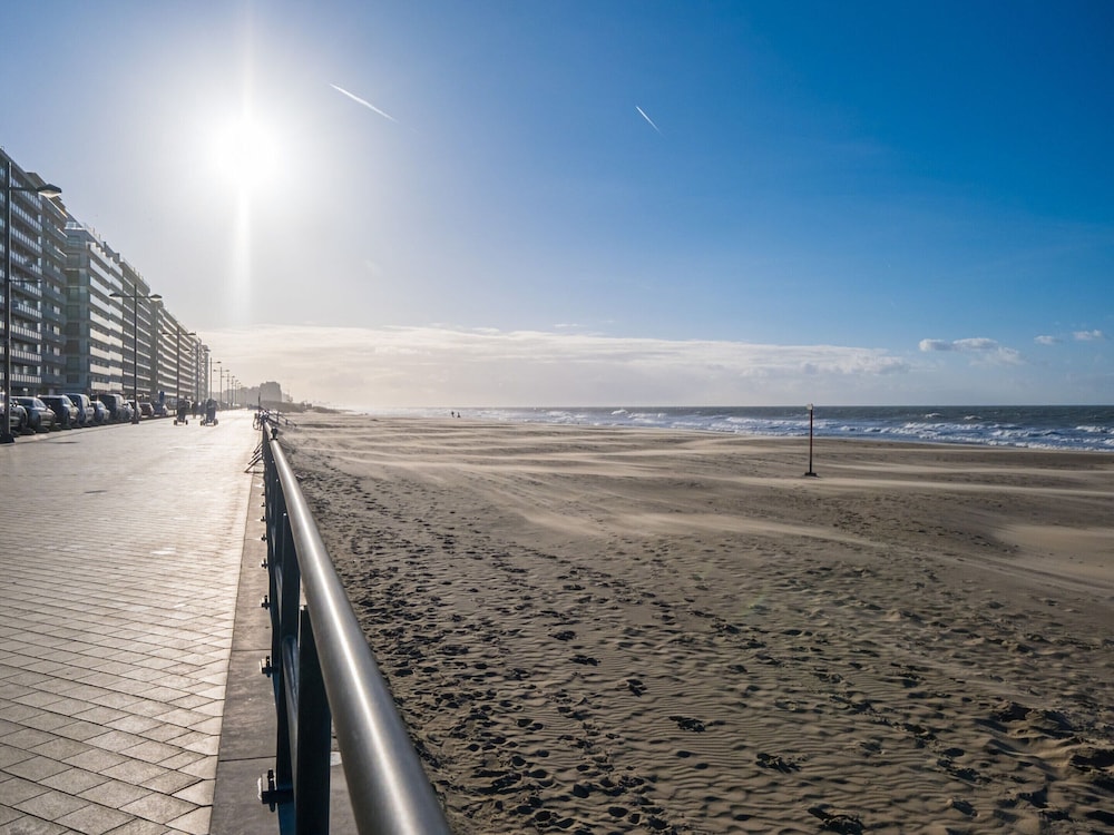 Seaview Apartment, Middelkerke