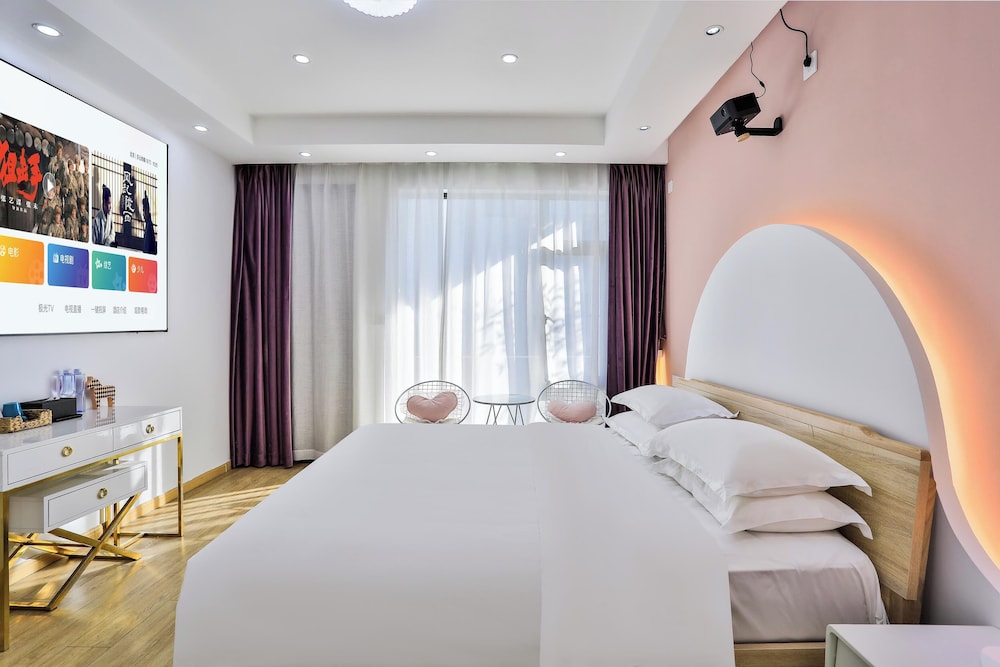 Yinshu Lunas Vila Courtyard Garden Resort Hotel (Shanghai International Tourism Resort Branch)