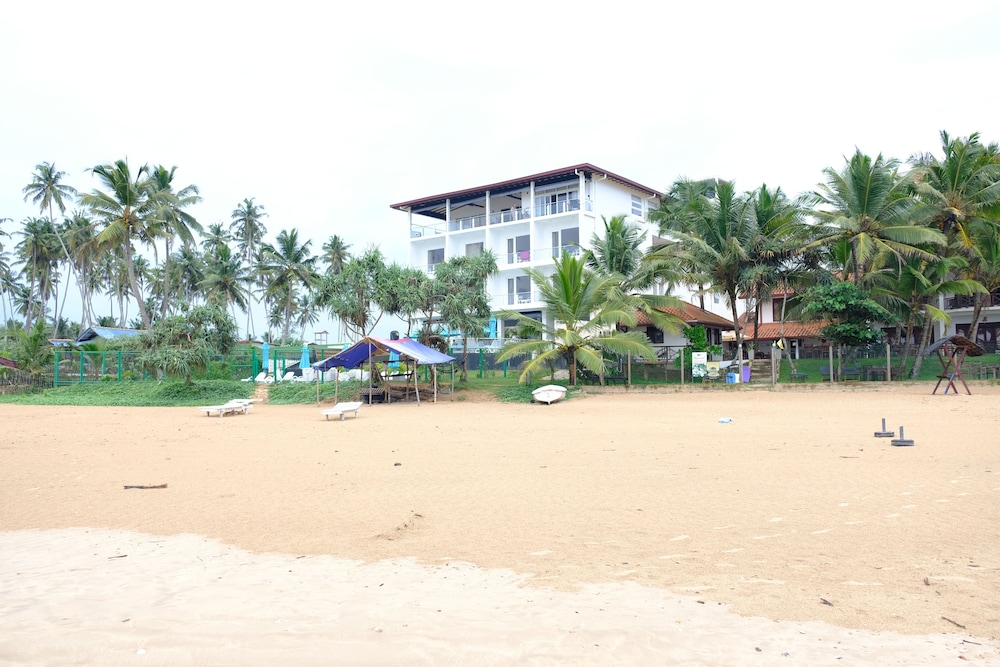 Twenty-Two Weligambay