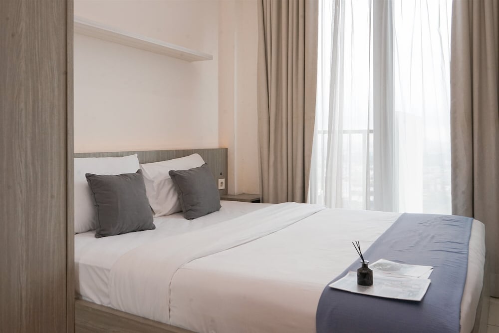 Nice And Cozy Studio Room Apartment Serpong Greenview