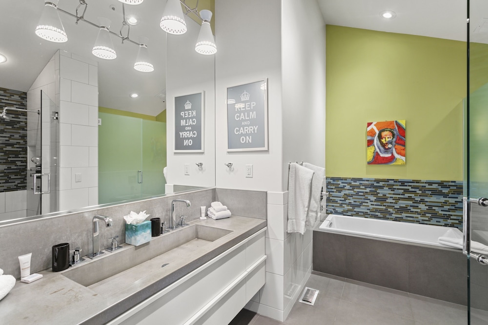 6977 Silver Lake Drive - 5 Bedroom Private Home with Hot Tub 5 Home