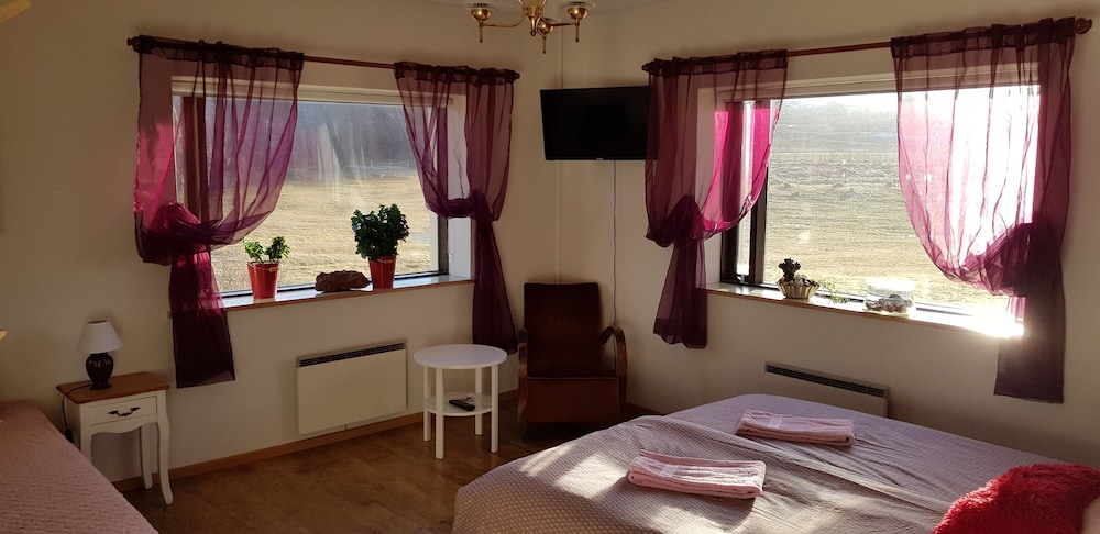Mjóanes accomodation