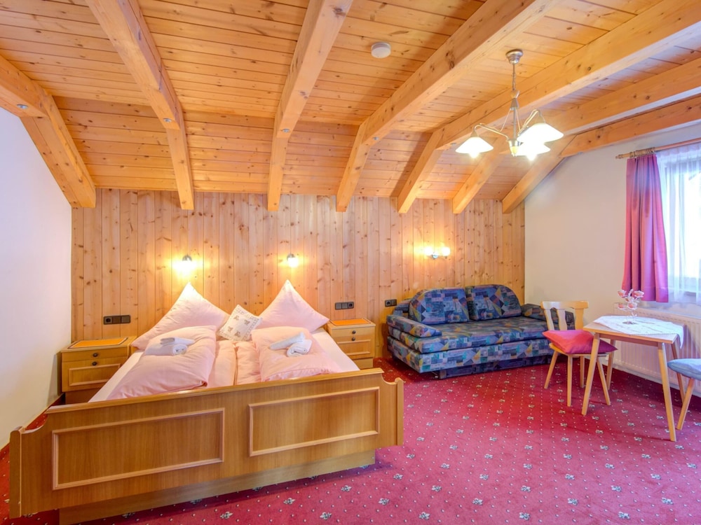 Luxury Apartment in Längenfeld near Ski Area view 4