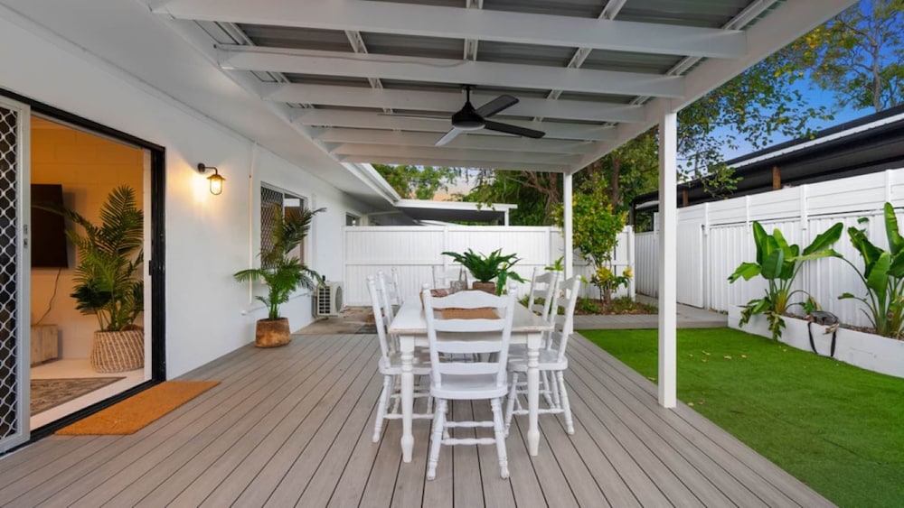 Bright and Spacious Triplex Near Holloways Beach