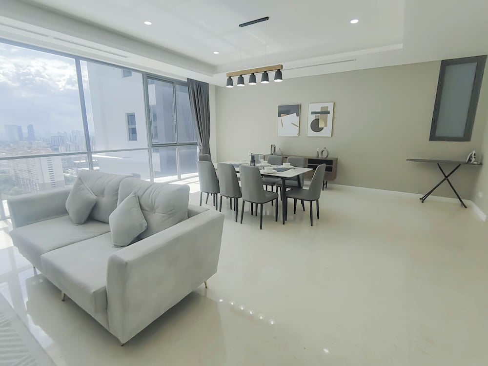 D'Rapport Residences By Manhattan Group
