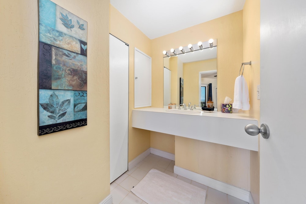 Big Island Kona Westwind 12 2 Bedroom Condo